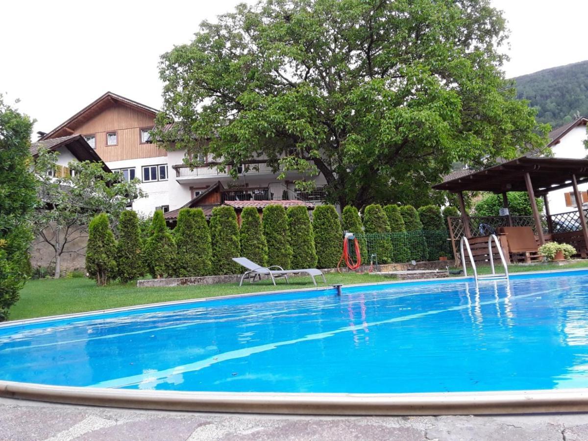 Garni Hotel Tauber Брессаноне Экстерьер фото
