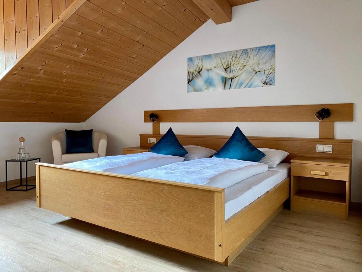 Garni Hotel Tauber Брессаноне Экстерьер фото