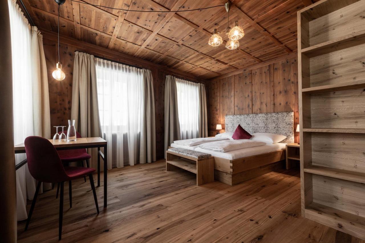 Garni Hotel Tauber Брессаноне Экстерьер фото