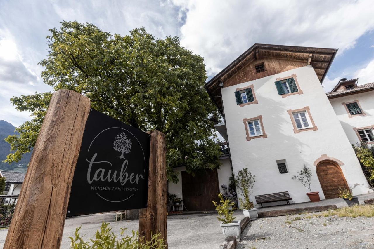 Garni Hotel Tauber Брессаноне Экстерьер фото