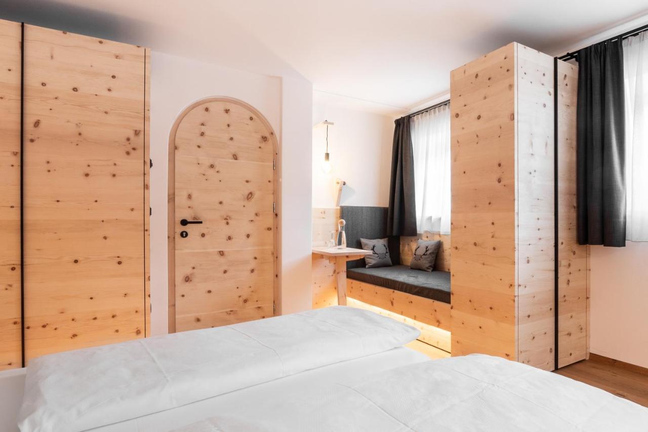 Garni Hotel Tauber Брессаноне Экстерьер фото